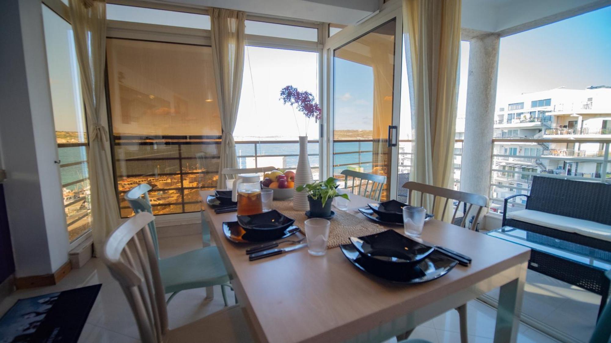 Mellieha Bay 3 Bedroom Apartment "Coastal Comfort" Dış mekan fotoğraf